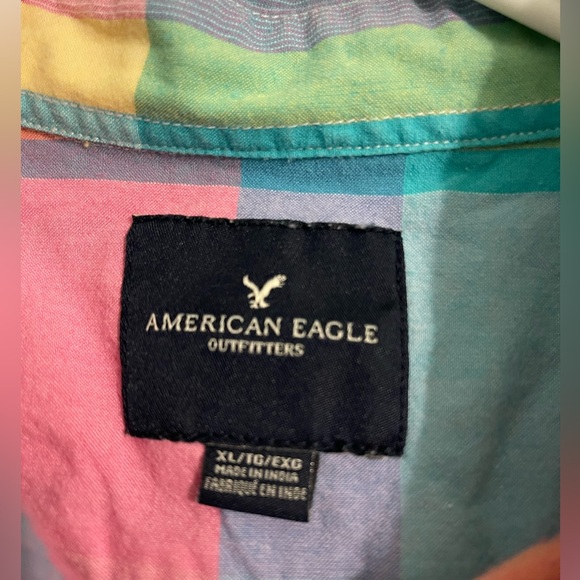 SOLD American Eagle short sleeve button up (size XL) - Picture 3 of 3
